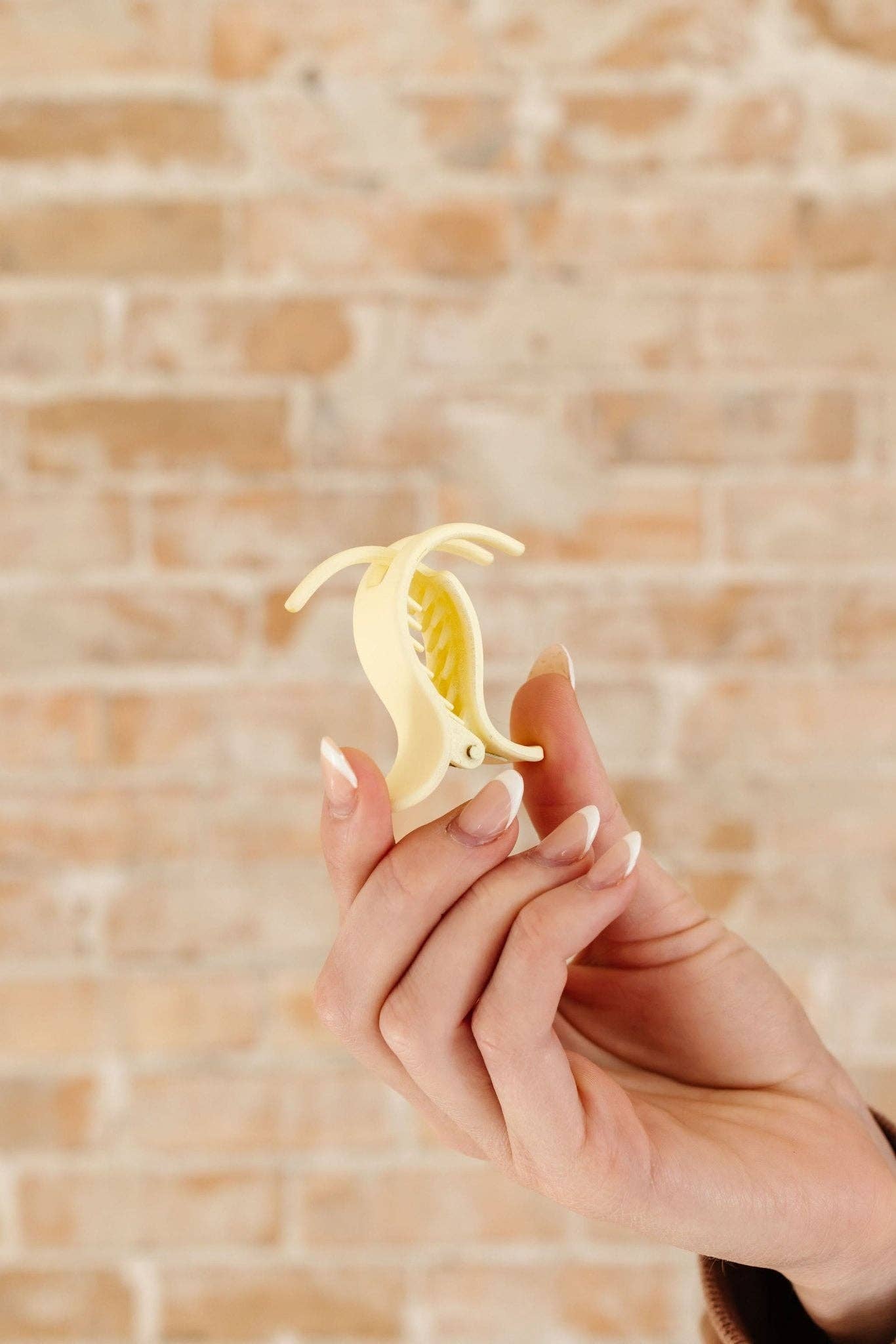 Skinny Ponytail Claw Clip
