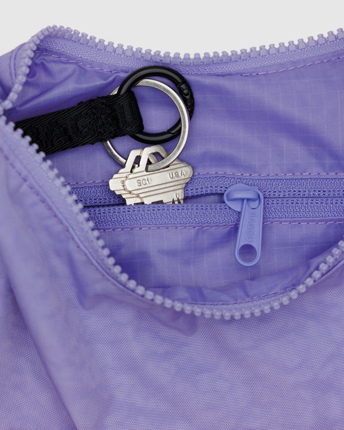 BAGGU Small Nylon Crescent Bag in Wisteria