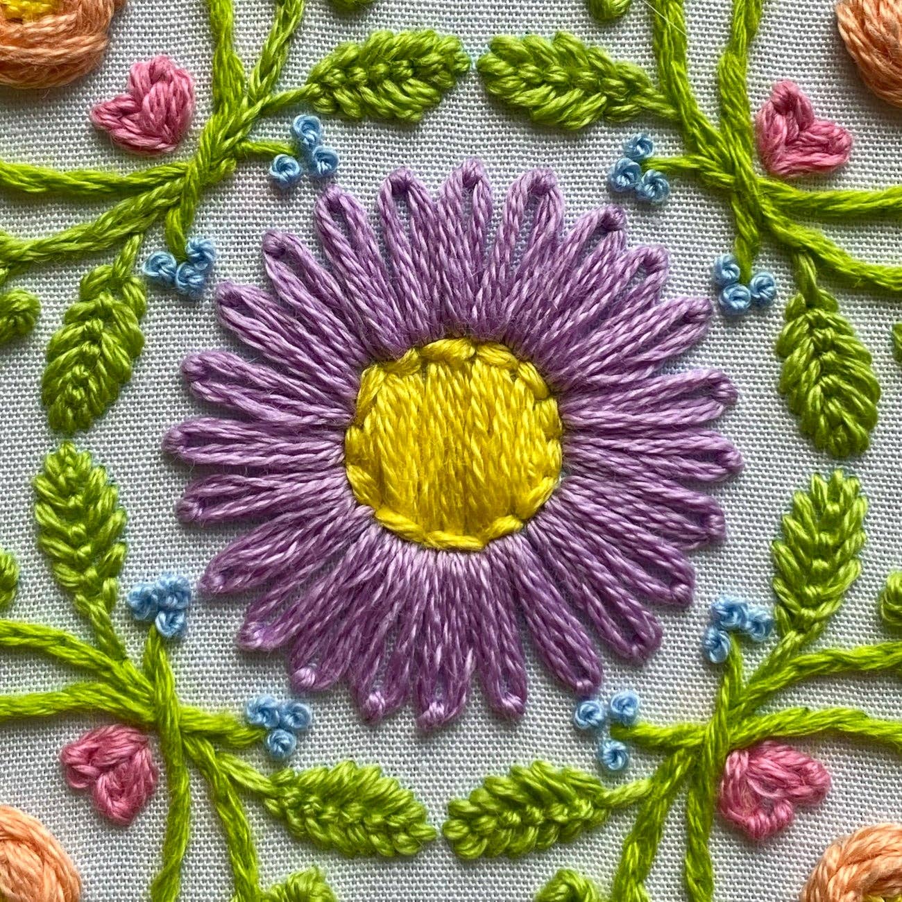 "Bee Mandala" Craft DIY Embroidery Kit
