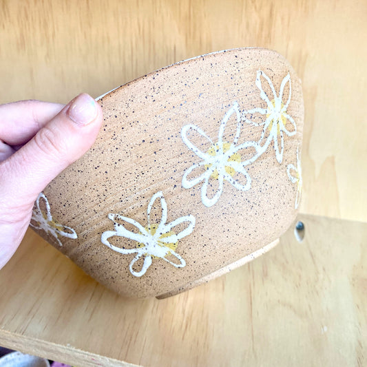 Hand-Thrown Mixing Bowl with Daisies - Made in Stoughton!