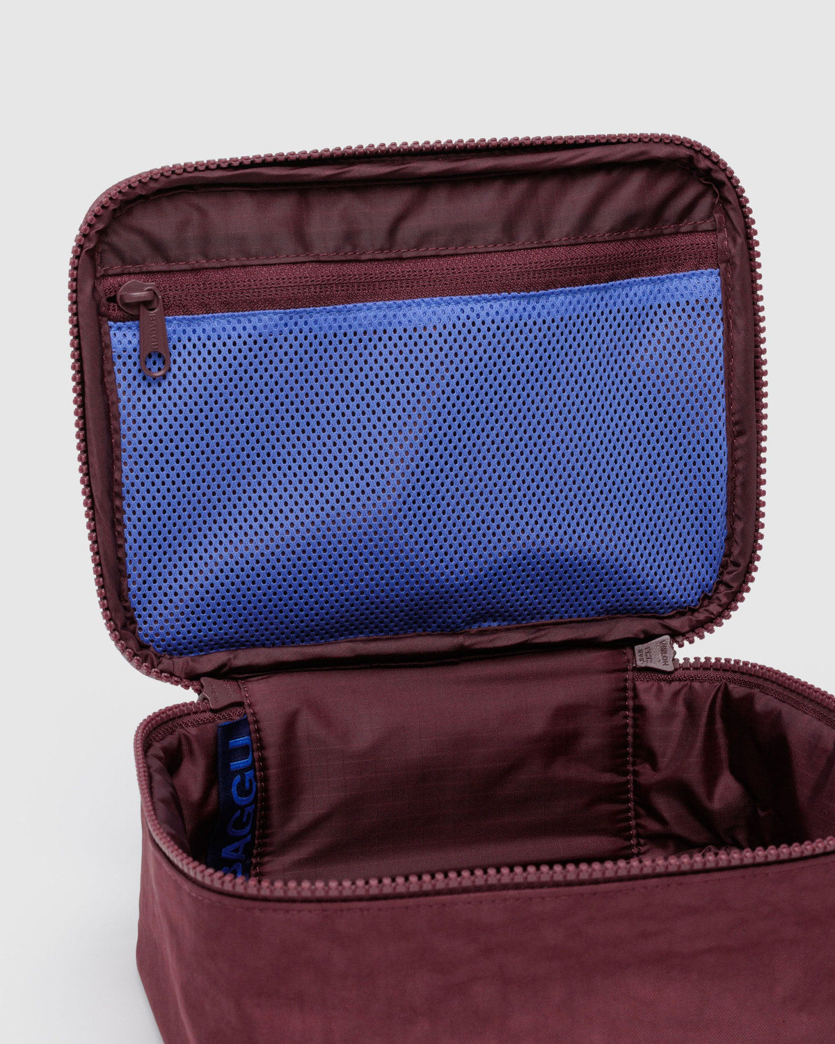 BAGGU Small Cosmetic Case - Choose Your Favorite Color