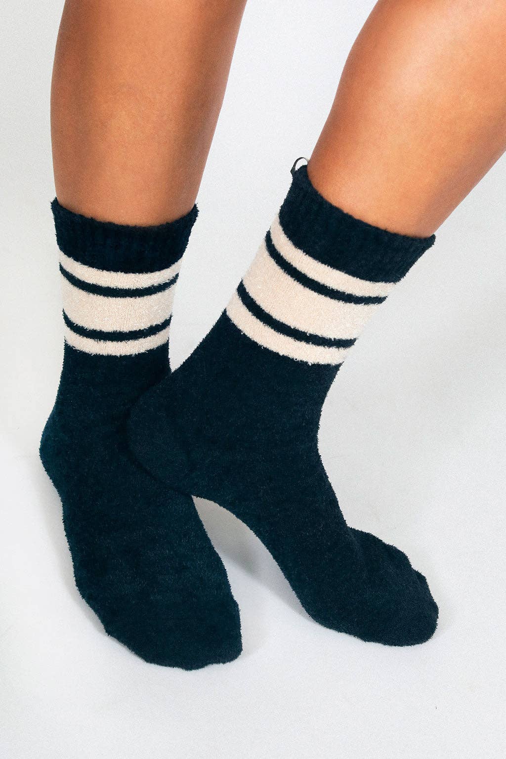 Plush Teddy Ankle Sock (Women's Sizing)