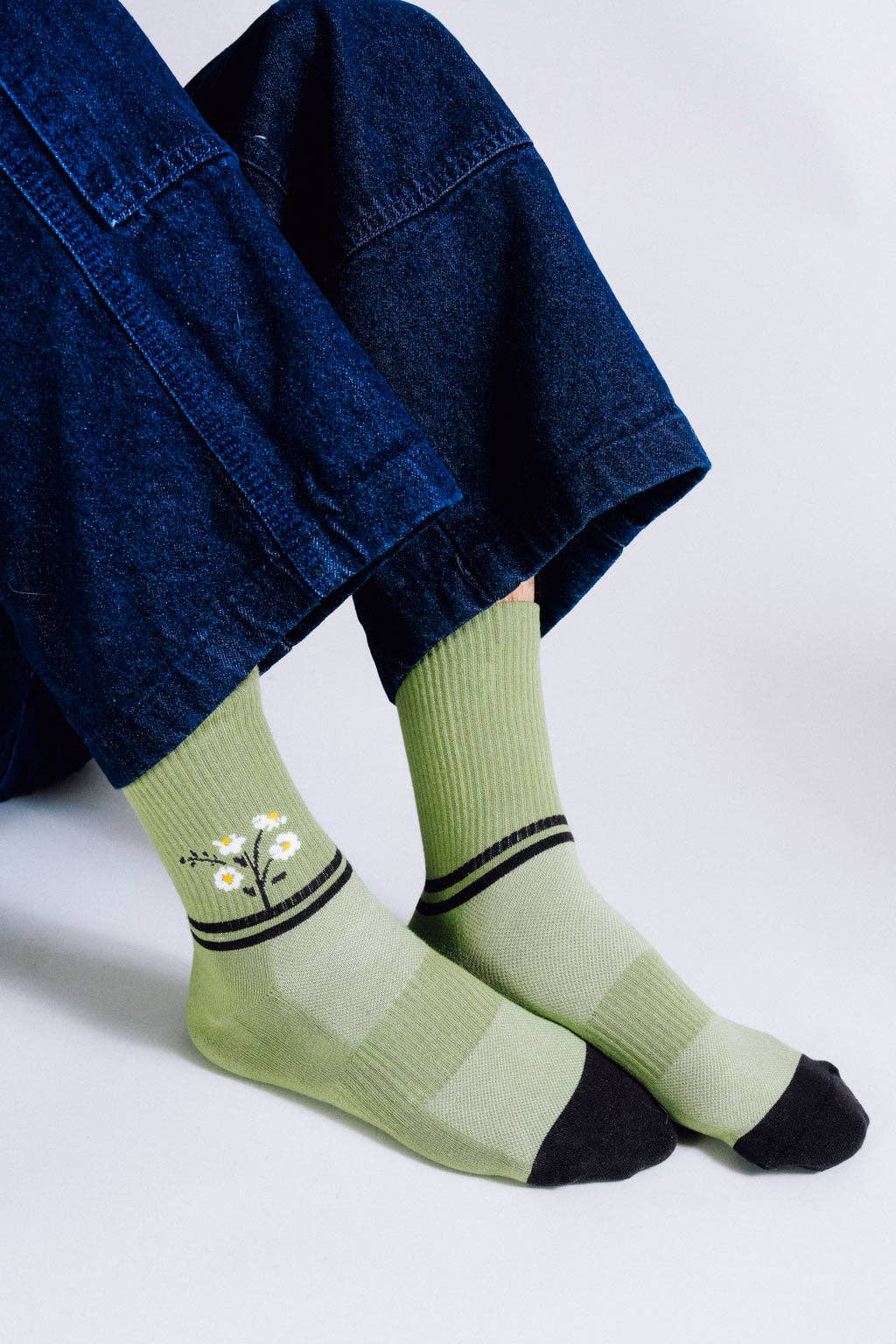 Sage Daisy Crew Sock (Men's Sizing)