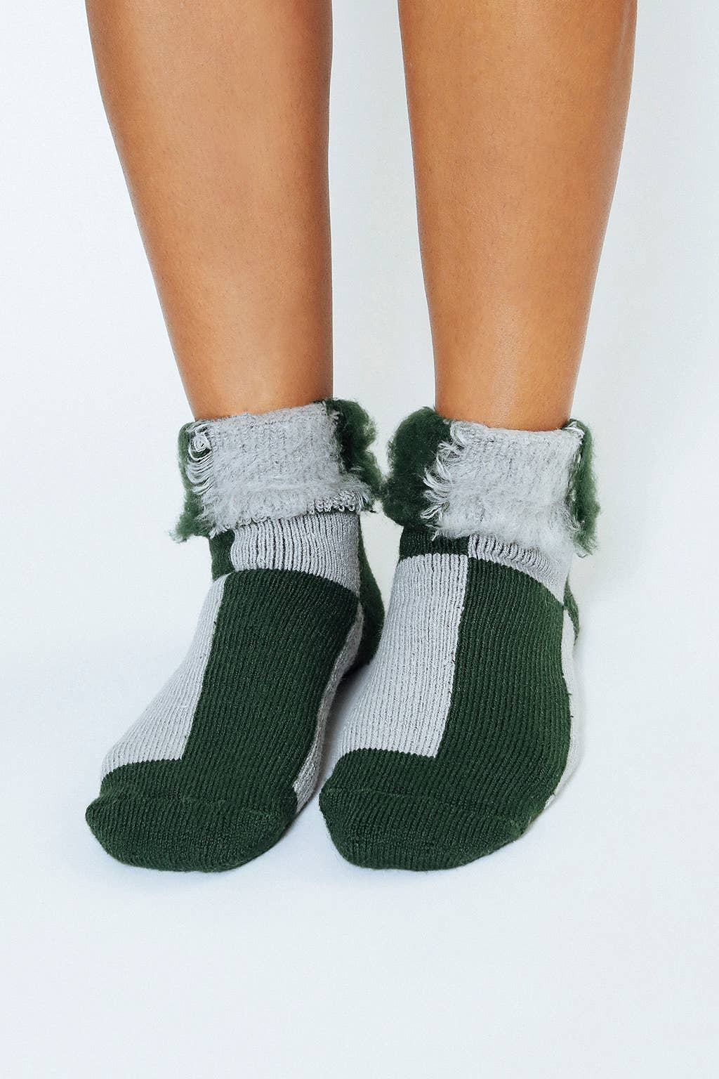 Cozy Thick Plush Ankle Sock (Men's Sizing)