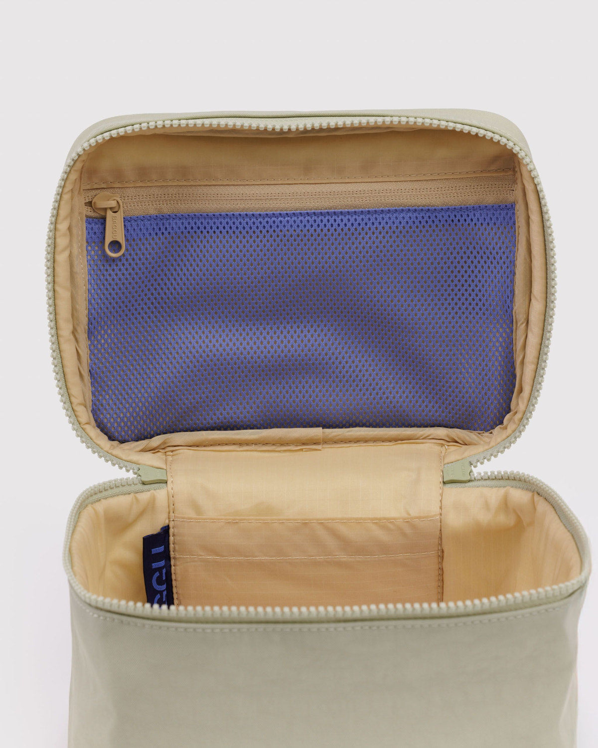 BAGGU Large Cosmetic Case - Choose Your Favorite Color