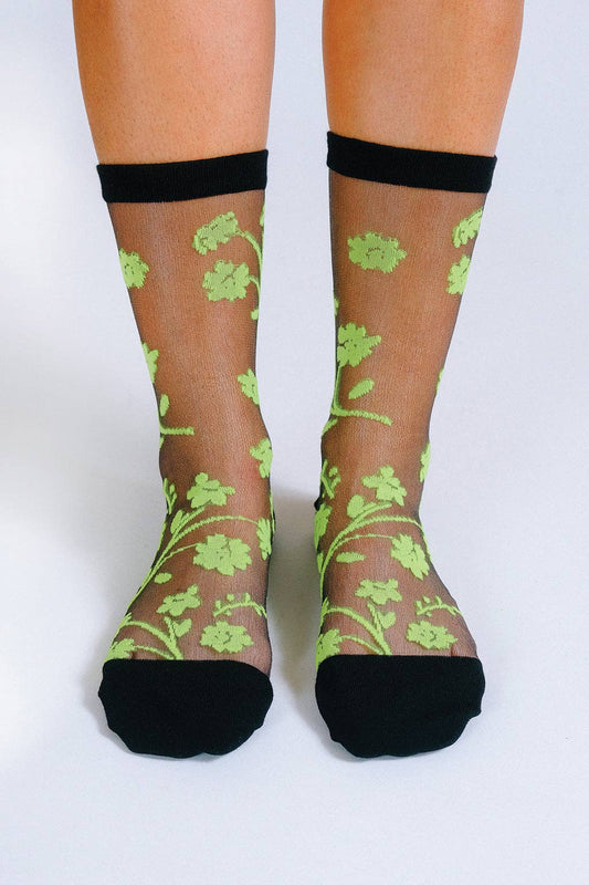 Petal Sheer Ankle Sock (Women's Sizing)