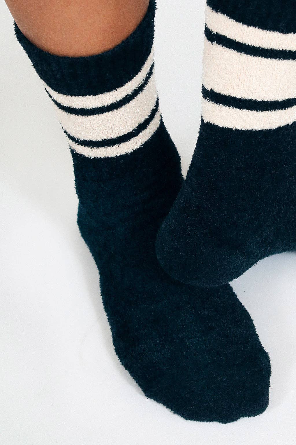 Plush Teddy Ankle Sock (Women's Sizing)