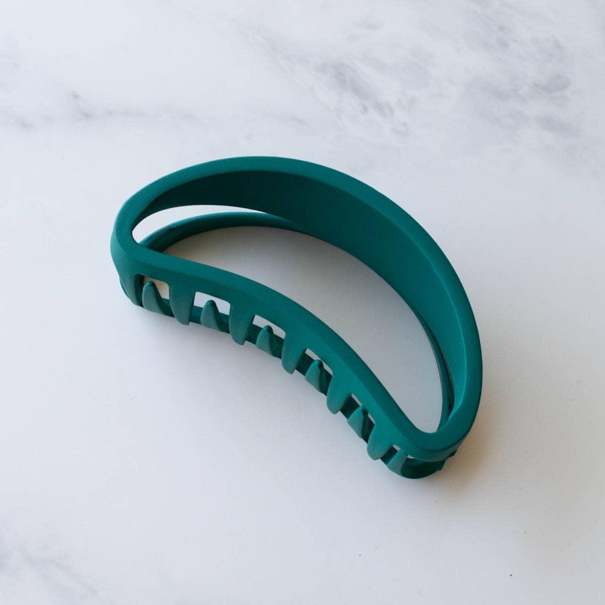 Bean-Shaped Large Matte Claw Hair Clip