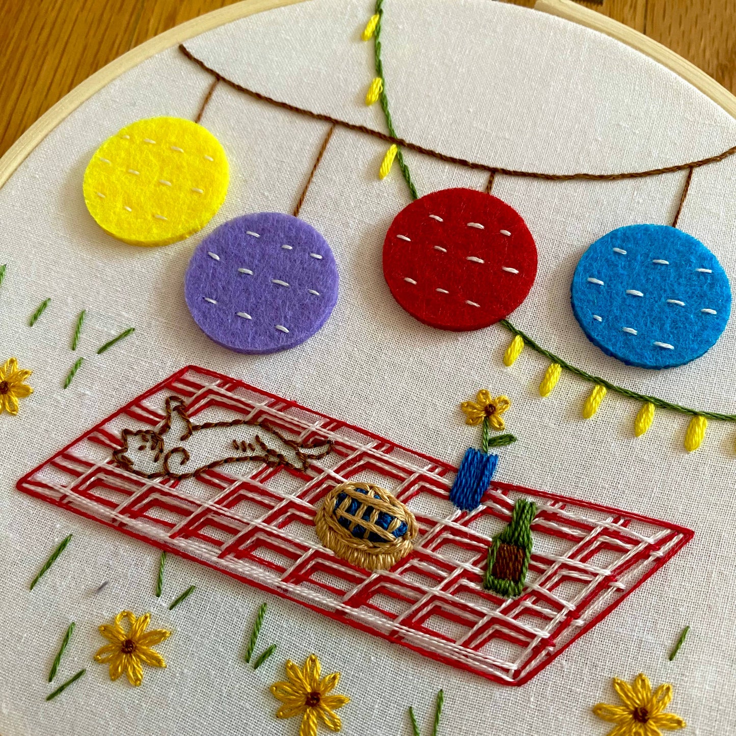 "Purrfect Picnic" Cat Craft DIY Embroidery Kit