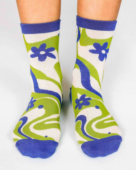 Squiggly Flowers Knit Ankle Sock by Hannah Packer (Women's Sizing)