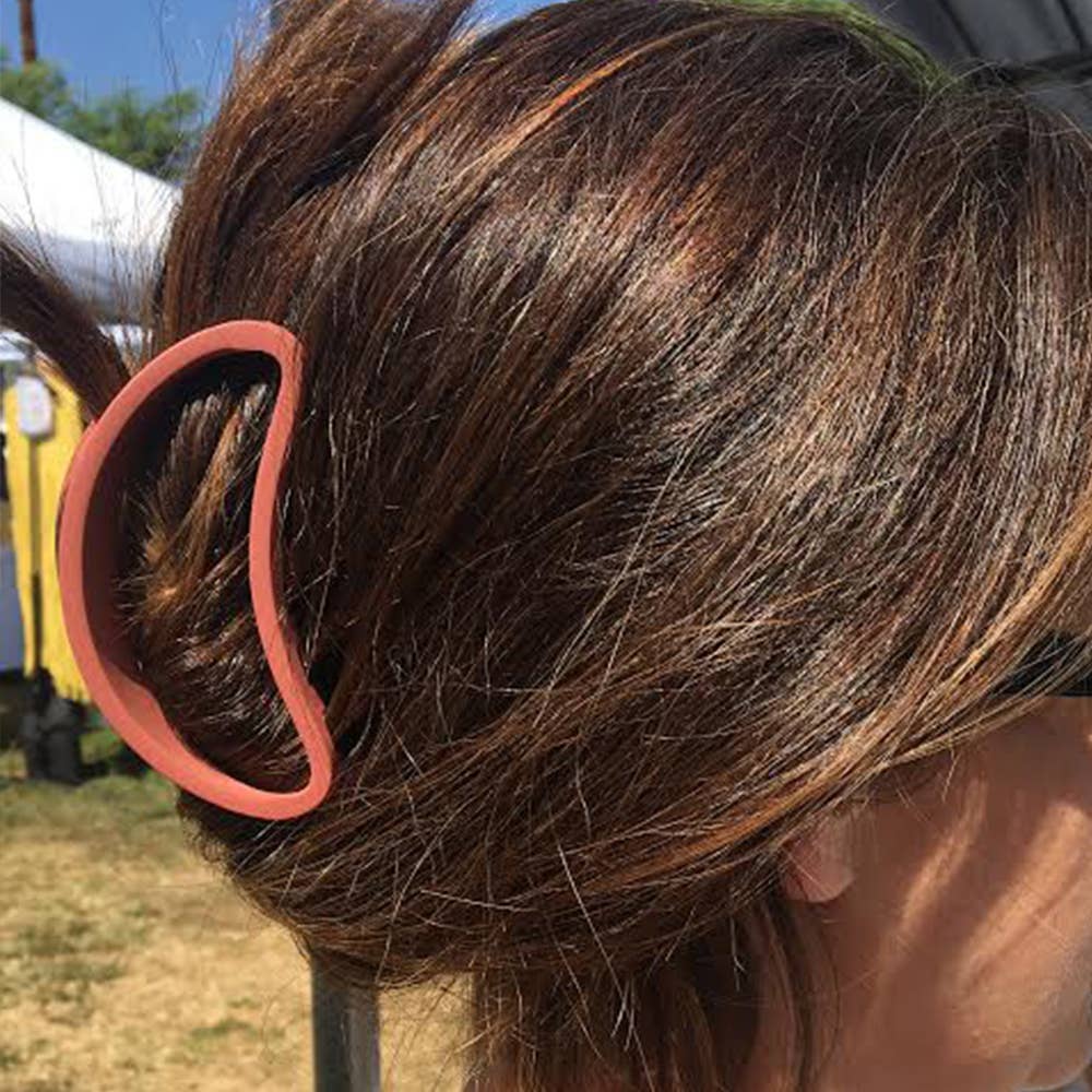 Bean-Shaped Large Matte Claw Hair Clip
