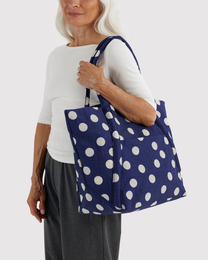 BAGGU Cloud Bag Roomy Packable Tote in Navy and Cream Polka Dot