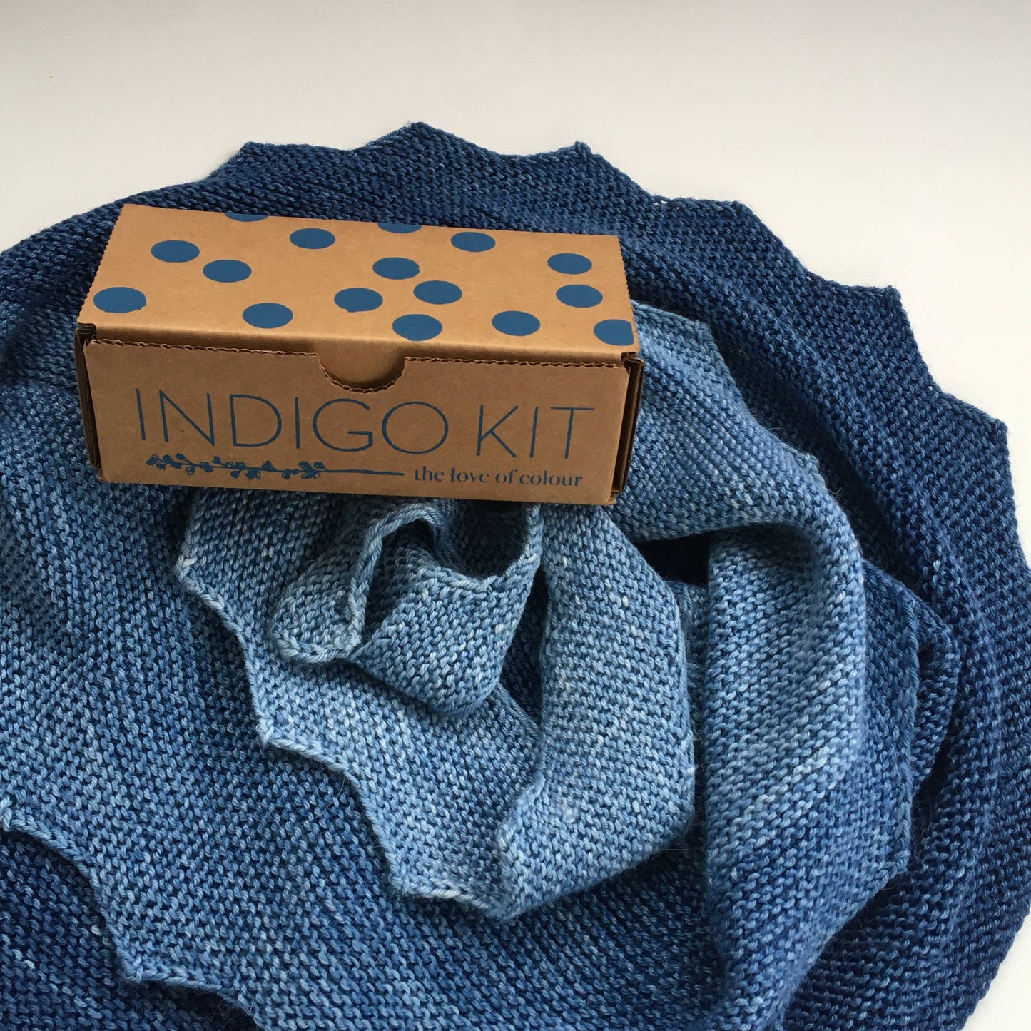 Beginner-Friendly Indigo Dye Kit - Make Your Own Organic Indigo Vat