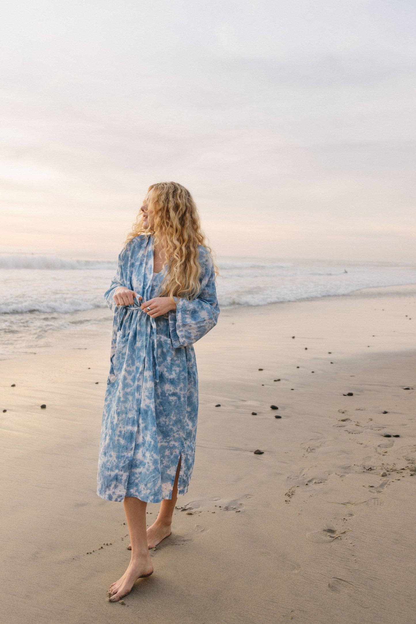 Handwoven Cotton Kimono-Style Robe - Sky Dye in Light Blue & White