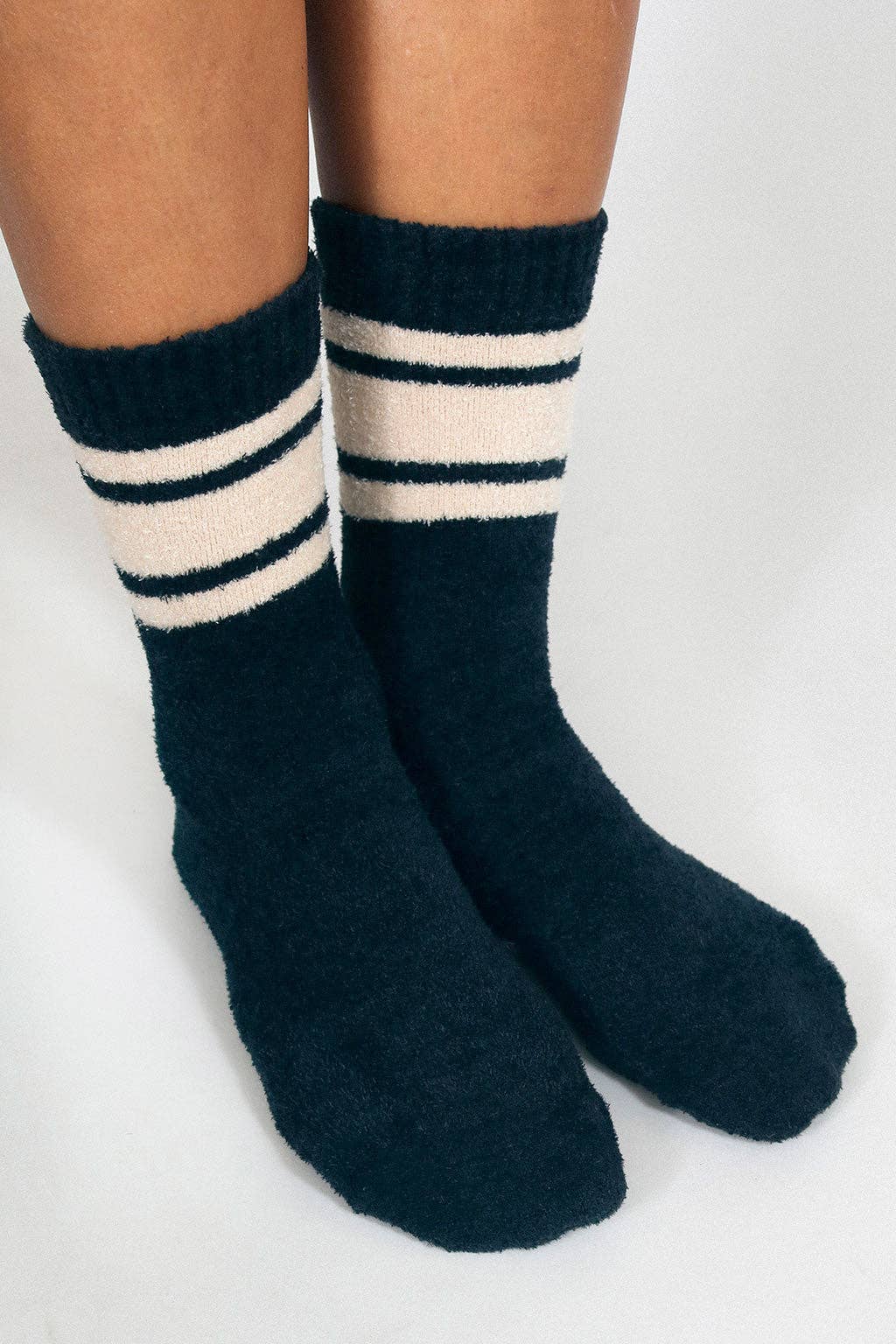 Plush Teddy Ankle Sock (Women's Sizing)