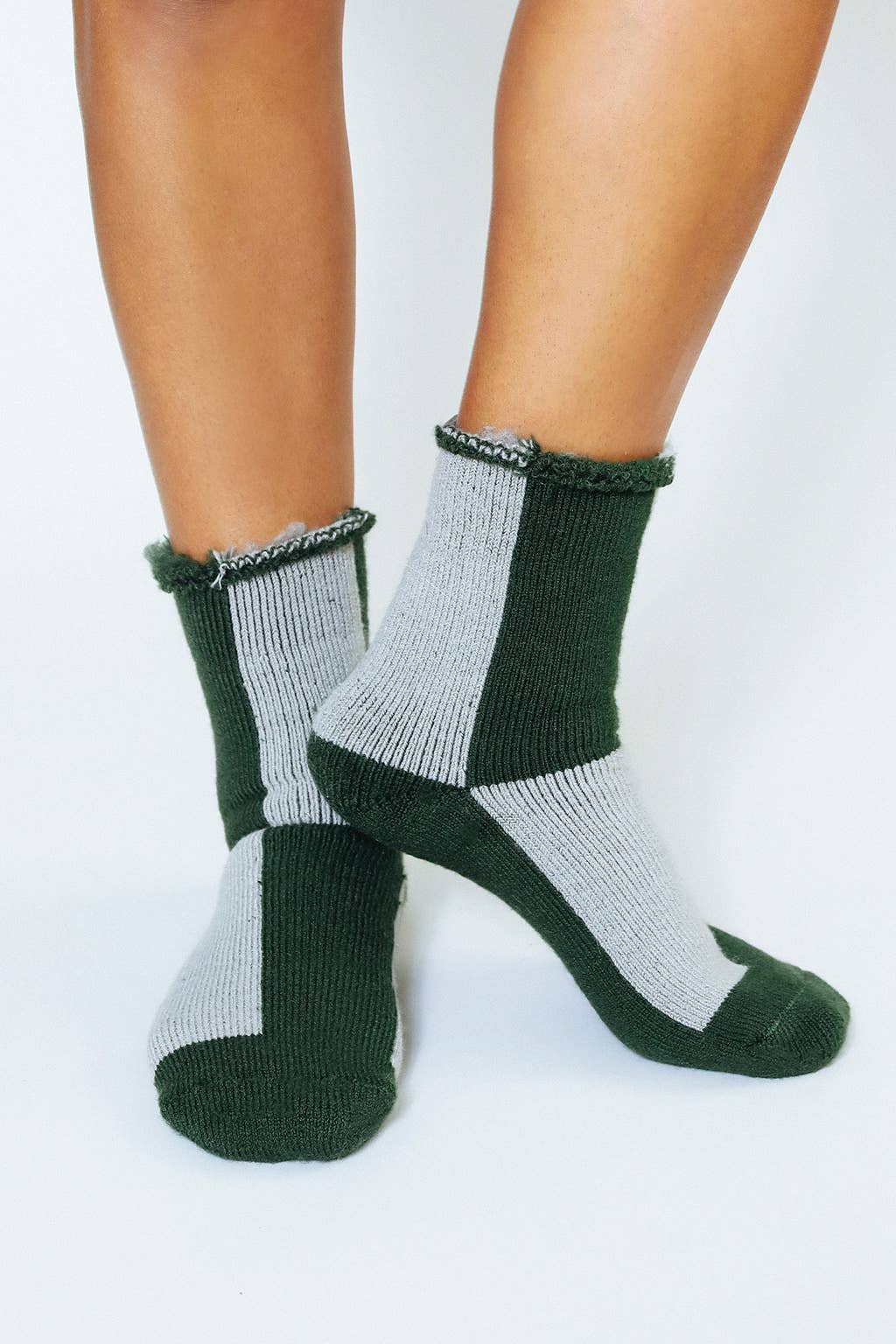 Cozy Thick Plush Ankle Sock (Men's Sizing)