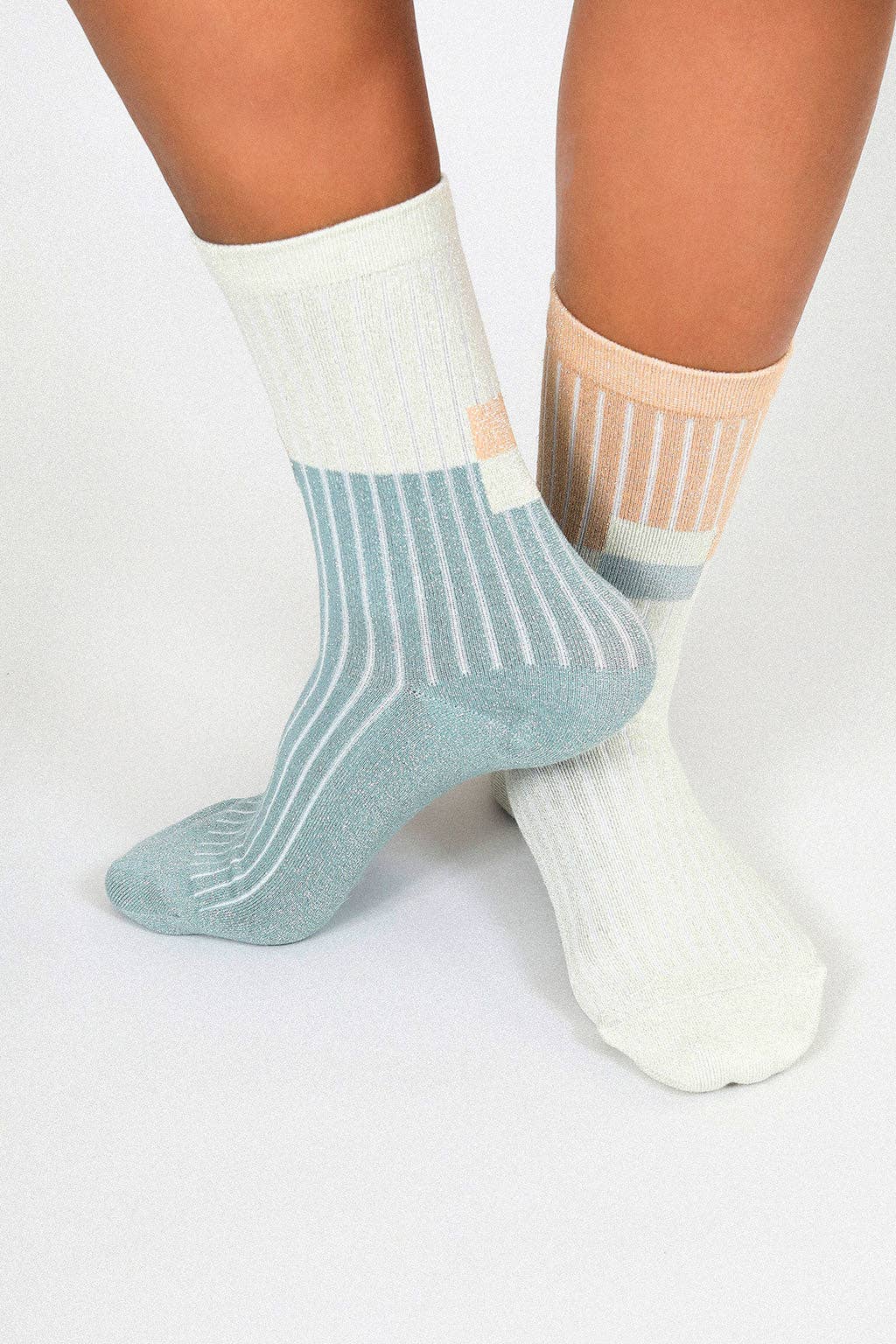 Casey Shimmer Ankle Sock (Women's Sizing)