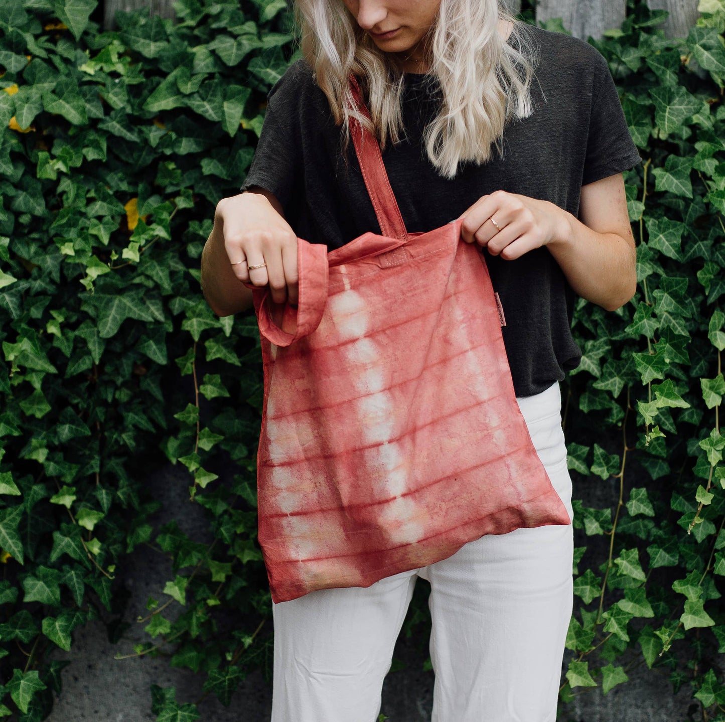 Beginner-Friendly Natural Dye Kit - Logwood, Osage, Madder, and Cochineal