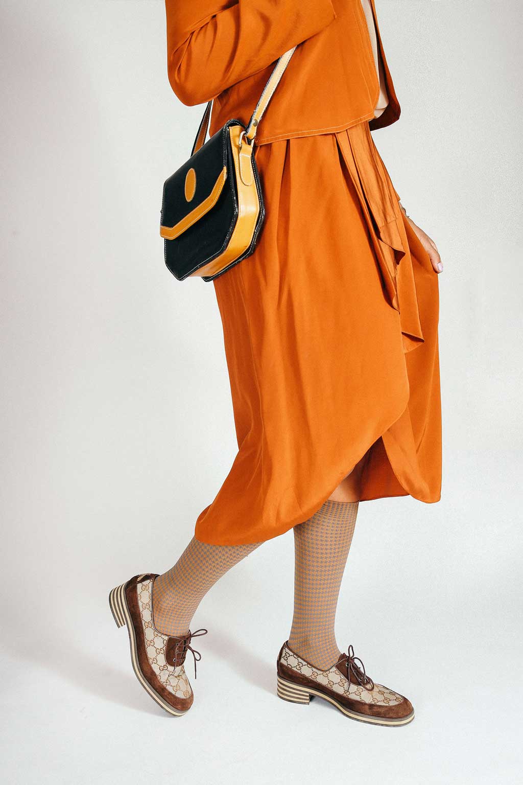 Silky Sheer Houndstooth Nylon Ankle Sock (Women's Sizing)