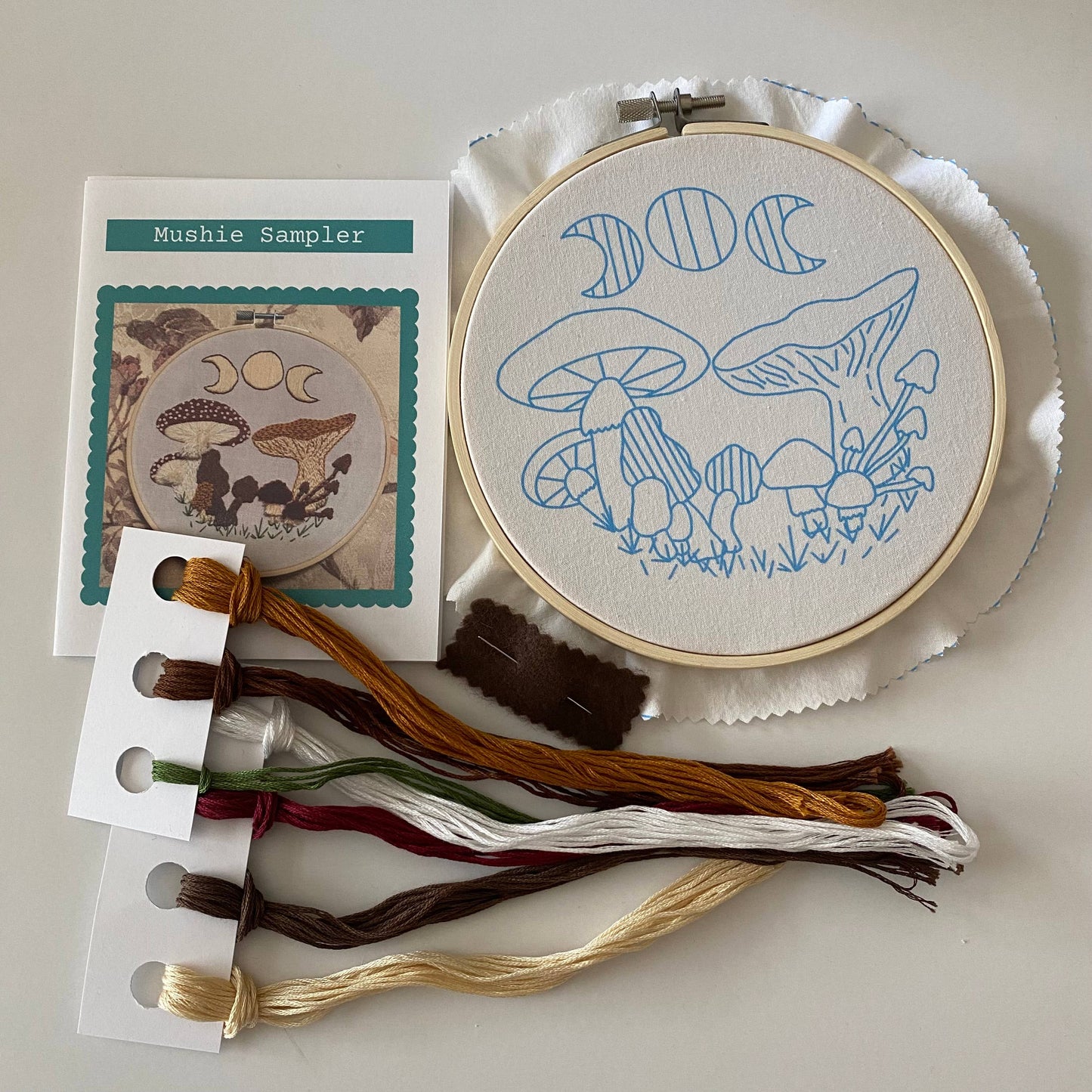"Mushie Sampler" Craft DIY Embroidery Kit