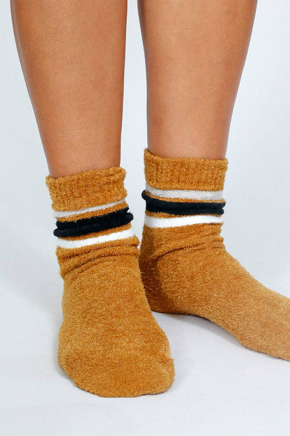 Plush Teddy Ankle Sock (Women's Sizing)