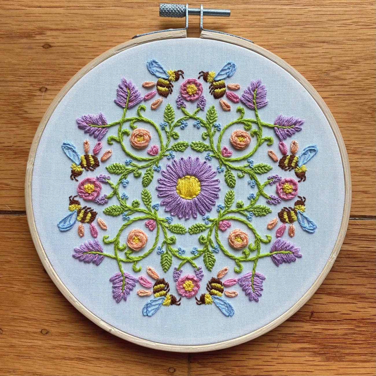 "Bee Mandala" Craft DIY Embroidery Kit